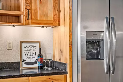 Kitchen - 2173 Old Us Hwy 91, Cascade, MT 59421 photo 4 of 8