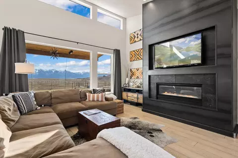 38140 Valley Hills Ln, Polson, MT 59860