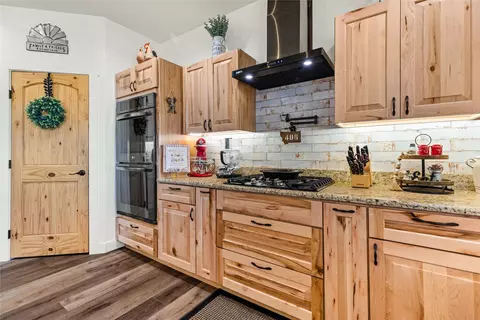 Kitchen - 400 Cochell Way, Corvallis, MT 59828 photo 7 of 8