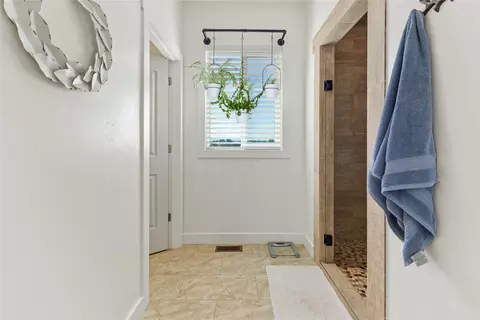 Entry Way - 400 Cochell Way, Corvallis, MT 59828 photo 6 of 8