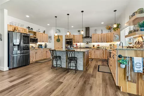 Kitchen - 400 Cochell Way, Corvallis, MT 59828 photo 4 of 8