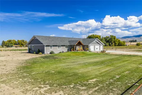 Exterior - 400 Cochell Way, Corvallis, MT 59828 photo 15 of 17