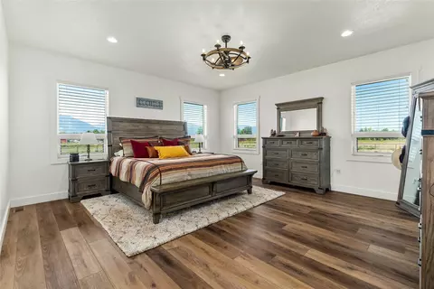 Bedroom - 400 Cochell Way, Corvallis, MT 59828 photo 2 of 4