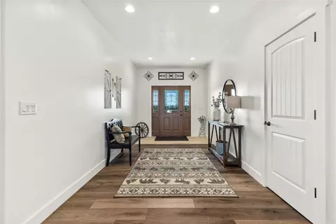 Entry Way - 400 Cochell Way, Corvallis, MT 59828 photo 1 of 8