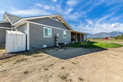 Exterior - 400 Cochell Way, Corvallis, MT 59828 photo 11 of 17