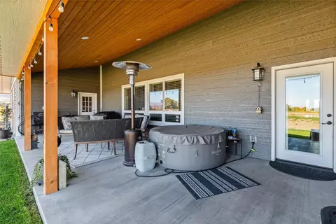 Exterior - 400 Cochell Way, Corvallis, MT 59828 photo 9 of 17