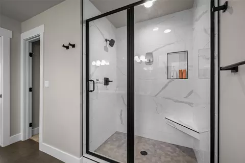 Bath - 159 Silvertip Trl, Kalispell, MT 59901 photo 3 of 4