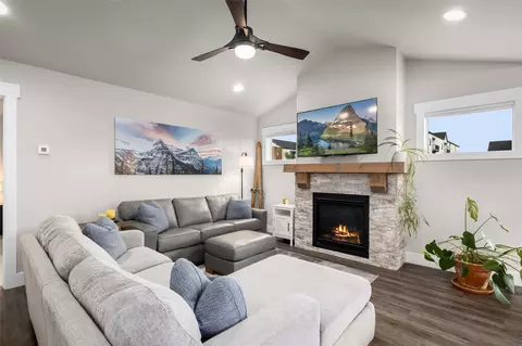 Living - 159 Silvertip Trl, Kalispell, MT 59901 photo 1 of 2