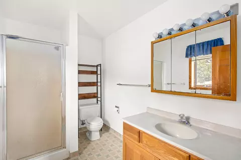 Bath - 29 Tower Rock Rd, Cascade, MT 59421 photo 1 of 2