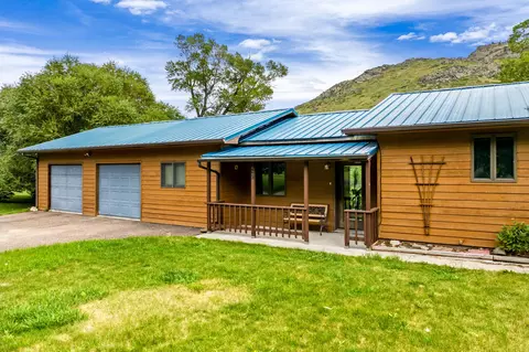 Exterior - 29 Tower Rock Rd, Cascade, MT 59421 photo 6 of 10