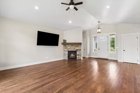 Living - 615 Mill Pond Pl, Bigfork, MT 59911 photo 1 of 7