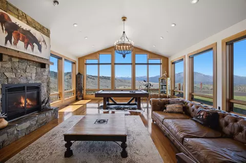 Living - 555 Skyfire Dr, Hamilton, MT 59840 photo 7 of 8