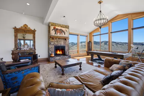Living - 555 Skyfire Dr, Hamilton, MT 59840 photo 6 of 8