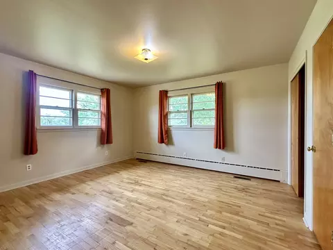 Bedroom - 417 River Ave E, Ryegate, MT 59074 photo 4 of 5