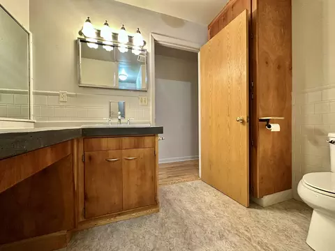 Bath - 417 River Ave E, Ryegate, MT 59074 photo 3 of 3