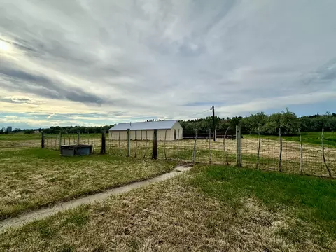 Exterior - 417 River Ave E, Ryegate, MT 59074 photo 4 of 10