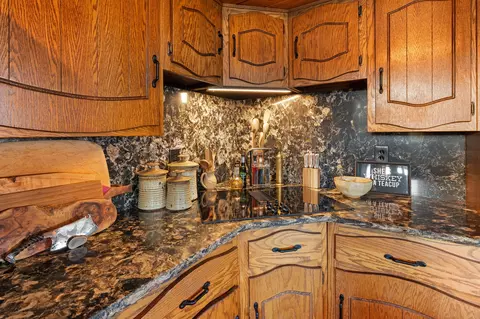 Kitchen - 42 E L M Ranch Rd, Ennis, MT 59729 photo 4 of 5