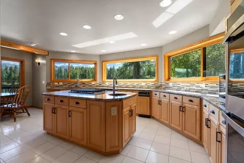 Kitchen - 349 Echo Chalet Dr, Bigfork, MT 59911 photo 1 of 2