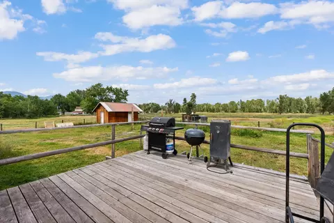 Exterior - 651 Milty Ln, Hamilton, MT 59840 photo 2 of 5