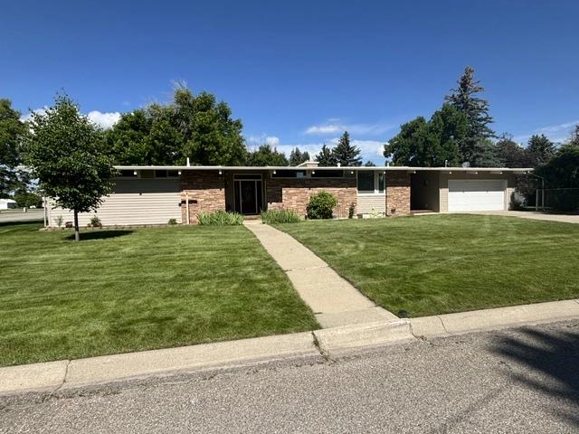 320 S Kansas St, Conrad, MT 59425
