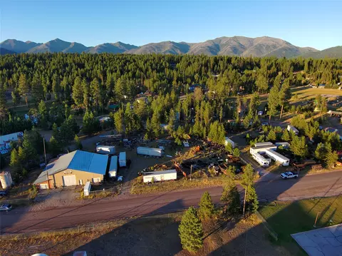 980 Pine Dr, Seeley Lake, MT 59868