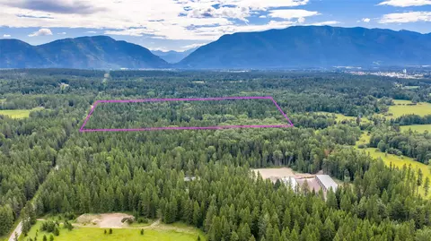 2226 Tamarack Ln, Columbia Falls, MT 59912