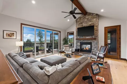 Living - 263 Spurwing Loop, Lakeside, MT 59922 photo 2 of 4