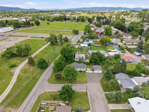 View/Area - 655 7th Ave, Kalispell, MT 59901 photo 5 of 9