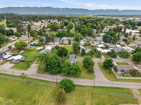 View/Area - 655 7th Ave, Kalispell, MT 59901 photo 4 of 9