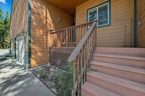 Exterior - 278 Eagle Bend Dr, Bigfork, MT 59911 photo 6 of 8