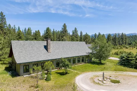 233 Coverdell Rd, Bigfork, MT 59911 photo 3