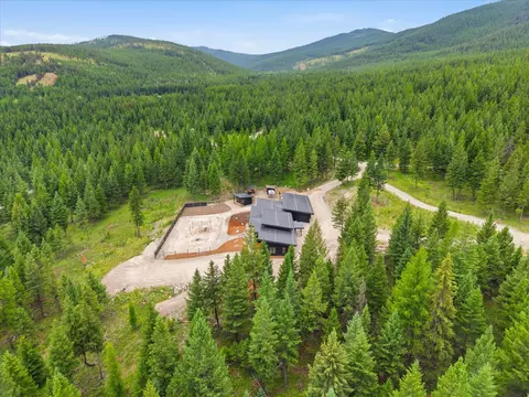 233 Wild Bill Trl, Kila, MT 59920