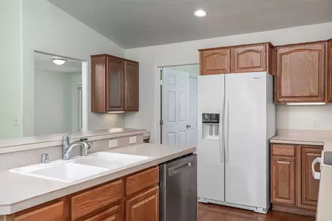 Kitchen - 219 Commons Way, Kalispell, MT 59901 photo 3 of 3