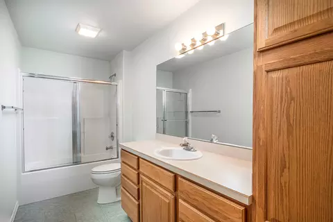 Bath - 219 Commons Way, Kalispell, MT 59901 photo 4 of 5