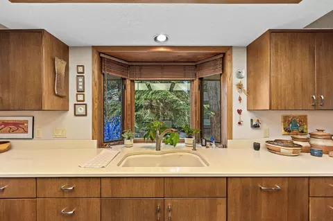 Kitchen - 147 Golf Ter, Bigfork, MT 59911 photo 3 of 5