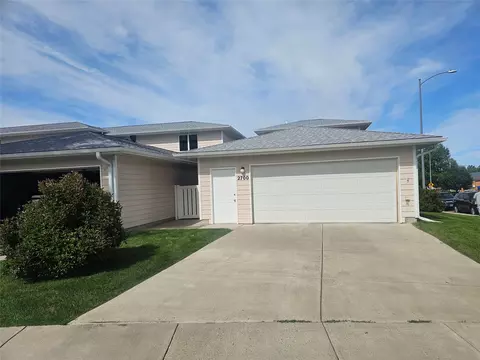 2700 Desert Dr, Great Falls, MT 59405