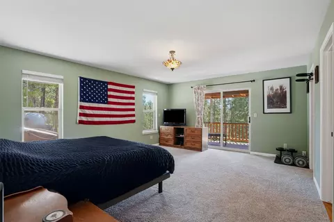 Bedroom - 2108 Silver Ridge Rd, Hamilton, MT 59840 photo 1 of 7