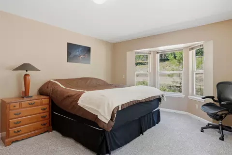 Bedroom - 2108 Silver Ridge Rd, Hamilton, MT 59840 photo 5 of 7