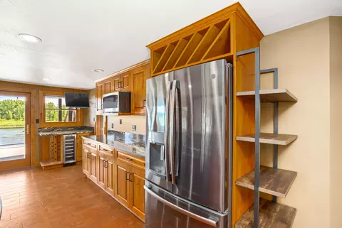 Kitchen - 471 Flood Rd, Great Falls, MT 59404 photo 2 of 6