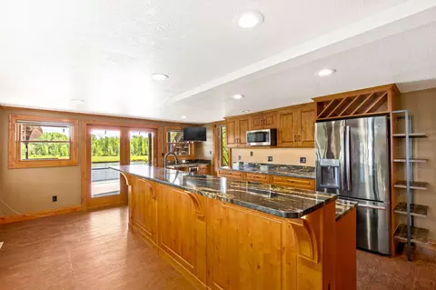 Kitchen - 471 Flood Rd, Great Falls, MT 59404 photo 6 of 6