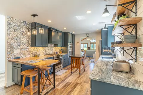 Kitchen - 77 Golf Ter, Bigfork, MT 59911 photo 5 of 6