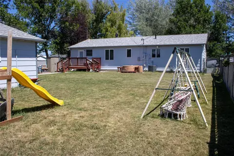 Exterior - 313 N Cherry St, Townsend, MT 59644 photo 10 of 11