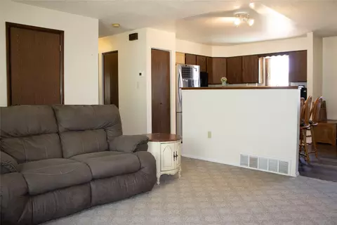 Living - 313 N Cherry St, Townsend, MT 59644 photo 3 of 5