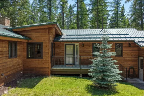 Exterior - 45 Ridge Ln, Eureka, MT 59917 photo 7 of 13
