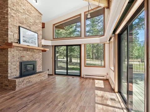 Living - 45 Ridge Ln, Eureka, MT 59917 photo 2 of 8