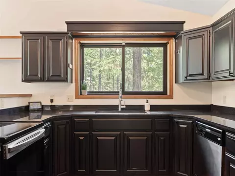 Kitchen - 45 Ridge Ln, Eureka, MT 59917 photo 3 of 4