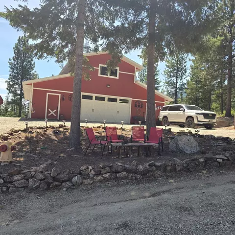 1666 Bear Face Rd, Victor, MT 59875
