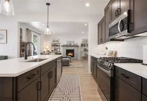Kitchen - 521 Eagle Valley Dr, Kalispell, MT 59901 photo 1 of 2