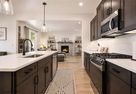 Kitchen - 521 Eagle Valley Dr, Kalispell, MT 59901 photo 1 of 2
