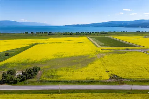 1000 Mt Hwy 82, Somers, MT 59932